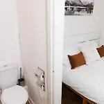 Denecrest Pensionat 3*