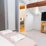 Pensionat Denecrest 3*