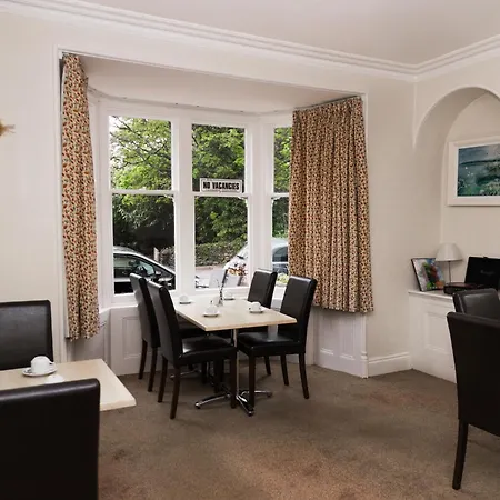 デネクレスト ゲスト ハウス ゲストハウス 3*