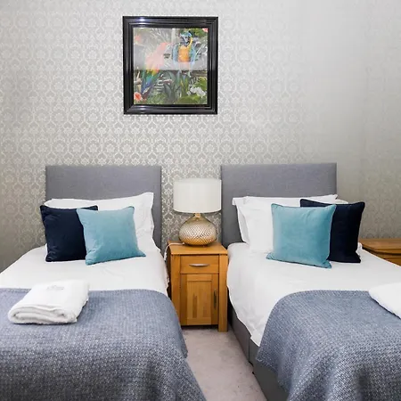 デネクレスト ゲスト ハウス ウィンダミア