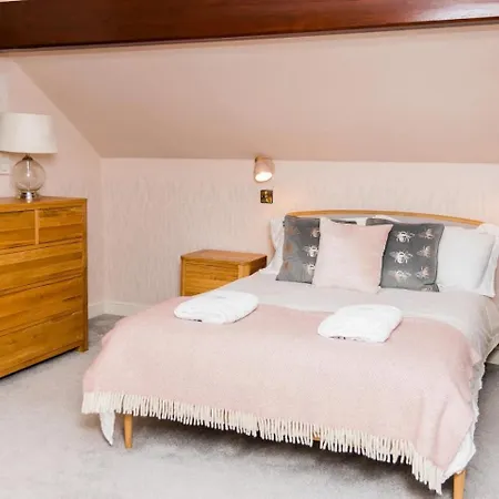 デネクレスト ゲスト ハウス ゲストハウス ウィンダミア