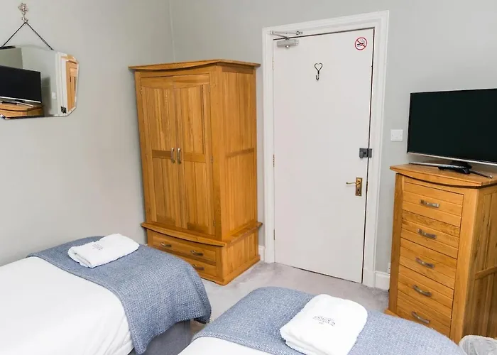 Penzion Denecrest 3*